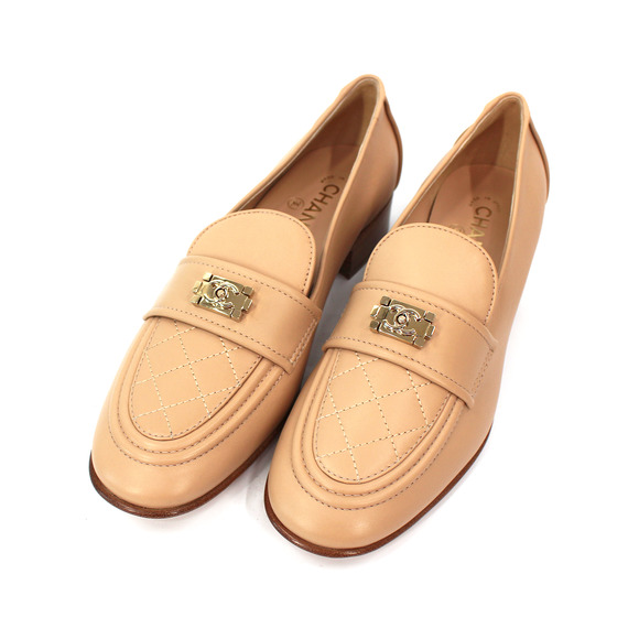 CHANEL Beige Quilted Boy Lego CC Gold 20B Moccasin Loafer 40.5 NEW Logo Flats - Picture 1 of 8